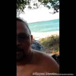 Morena casada fodendo no mato com homem roludo