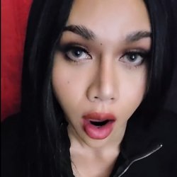 Longmint Fucking Her Toy