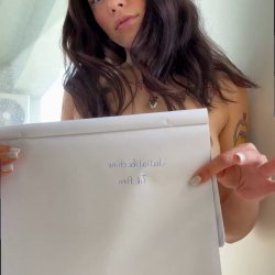 You gonna fuck me after reading that? 😘