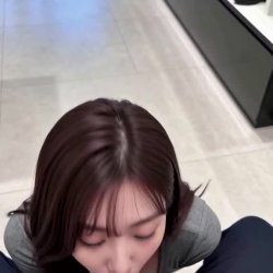 [00:07] Korean girl sucks big cock, public, pov 2 (+Audio)