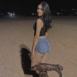 Cute Latina Fucked In The Back Of Da Ryde PT.5!!!!!!