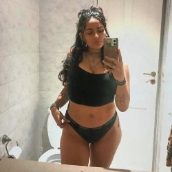 Alguien tiene algo de esta otra puta?
