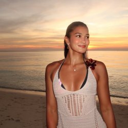 Disclosure #680: Tall Filipina