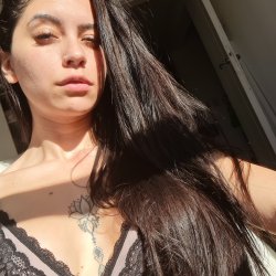 A good slut wakes up ready to fuck every morning