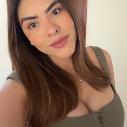 Milf Pone Pestañas