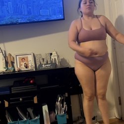 Quien quiere exponer mi esposa? 🤤
