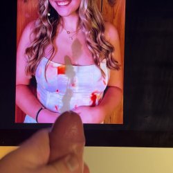 Cumonmytitsfornudez whores out her beautiful birthday friend for a creamy barrage of ropes [tribute]