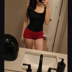 who wanna fuck me?