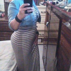 Vieja fea pero con un culote bien rico, para tenerla bien empinada😈🐷🍑🔥🔥