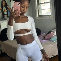 Cute petite & skinny ebony with phat Coochie print 🥵🍑🔥