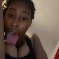 Lick her titties😮‍💨😫 Name?