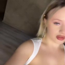 Sexy Emily Leaks 18+