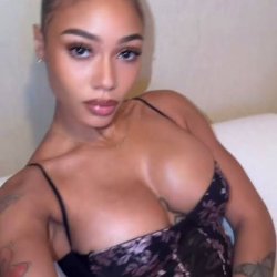 Strong cumshot for her nutty face