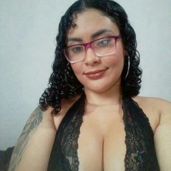 Ana clara (coroa putona funkeira)