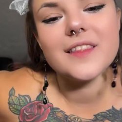 Hot Betty Bong Leaks 18+
