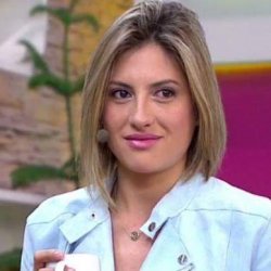 Vídeo-intimo-da-apresentadora de programa caiu na net