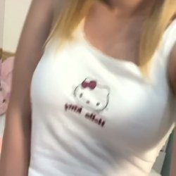 🔞 huge tits curvy slut stripping naked naked moaning 💦🫦 Link OF