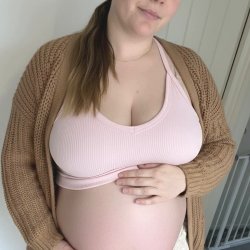How cute was I with my pregnant belly