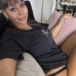 This Latina body could definitely use some love 😏