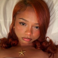 Light skin hooters slut