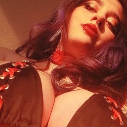 I want you tangled in my tits tonight