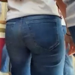 Otra puta más
