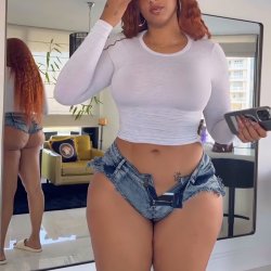 6'8 baddie! 🇨🇺