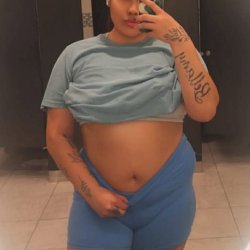 Some one nut on her and send videos