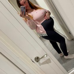 Trust me I’m not the only pregnant mum that craves cum!
