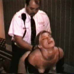 Security Guard fucks Drunk Chick at Mardi Gras 😮😍