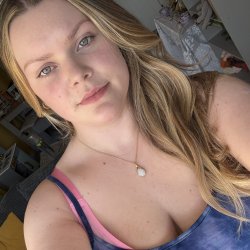 Your pregnant slut is ready for you, Daddy 💟