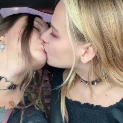 Stunning Lexi+Betty Leaks 18+