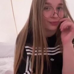 LUCY LAISTNER NUDE YOUTUBER BIG TITS ONLYFANS TEASE VIDEO
