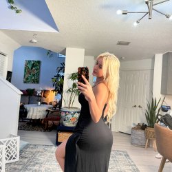 Give my pretty Goddess ass a taste