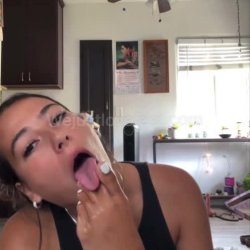 Amateur self foot worship