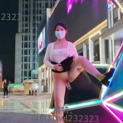 chinese exhibitionist caught