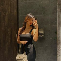Hot Christian slut shelenning cum tribute