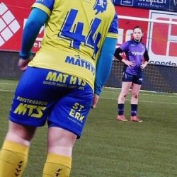 Look at my neighbor girl big butt while playing soccer