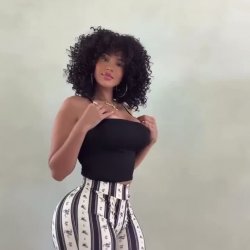 Big Tits & Big Booty Tease