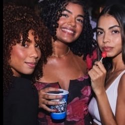 Vazou as amigas novinha na suruba! Caiu na Net vídeo novo erome puta vazada Brasil anal