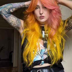 Hot Scottish goth chick