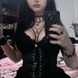 Vazou gotica baixa renda sentando gostoso vazou videos novos erome videos brasil videos vazados anal