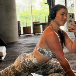 We could do this kind of workout together Honey