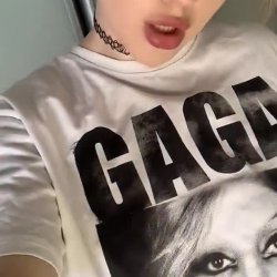 Stunning Emily Leaks 18+