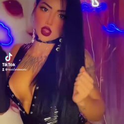 KARINA LEE JAPA DELICIA