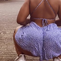@Ms_Egbfun Pearshaped Hourglass South African Slut