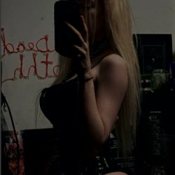Sin sits heavy on my hips… wanna worship