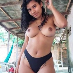 Putinha muito gostosa vazada