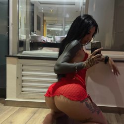 Pull my hair while you ruin my pussy back here