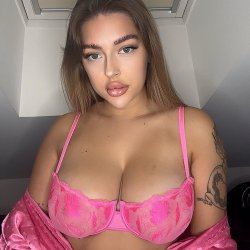 Milf Brunette College Lesbian Threesome Solo